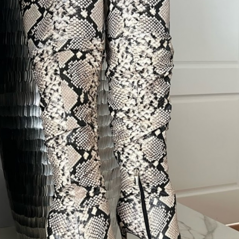 Vince Camuto Kentelli Snakeskin Ruched Knee Boots New with no tags